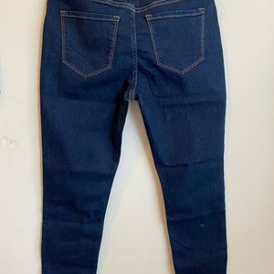 Super Skinny Mid rise Jeans